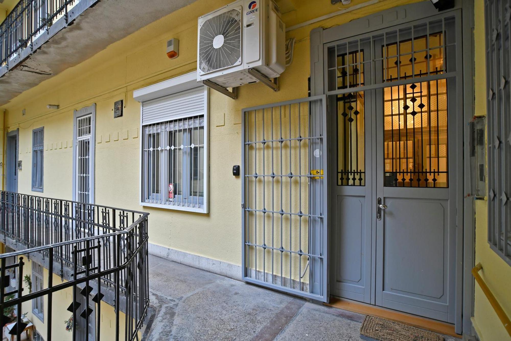 Luxuryflat Near Centre On118 Sqm, 3Br,2Bth,8Bed,Ac Apartment Budapesta Exterior foto